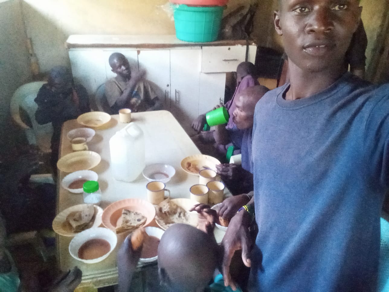 Feeding street children