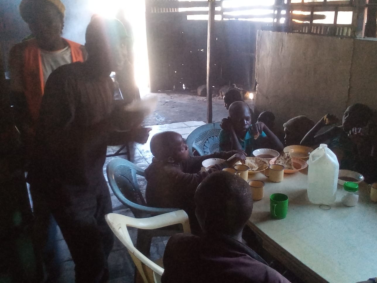 Feeding street children