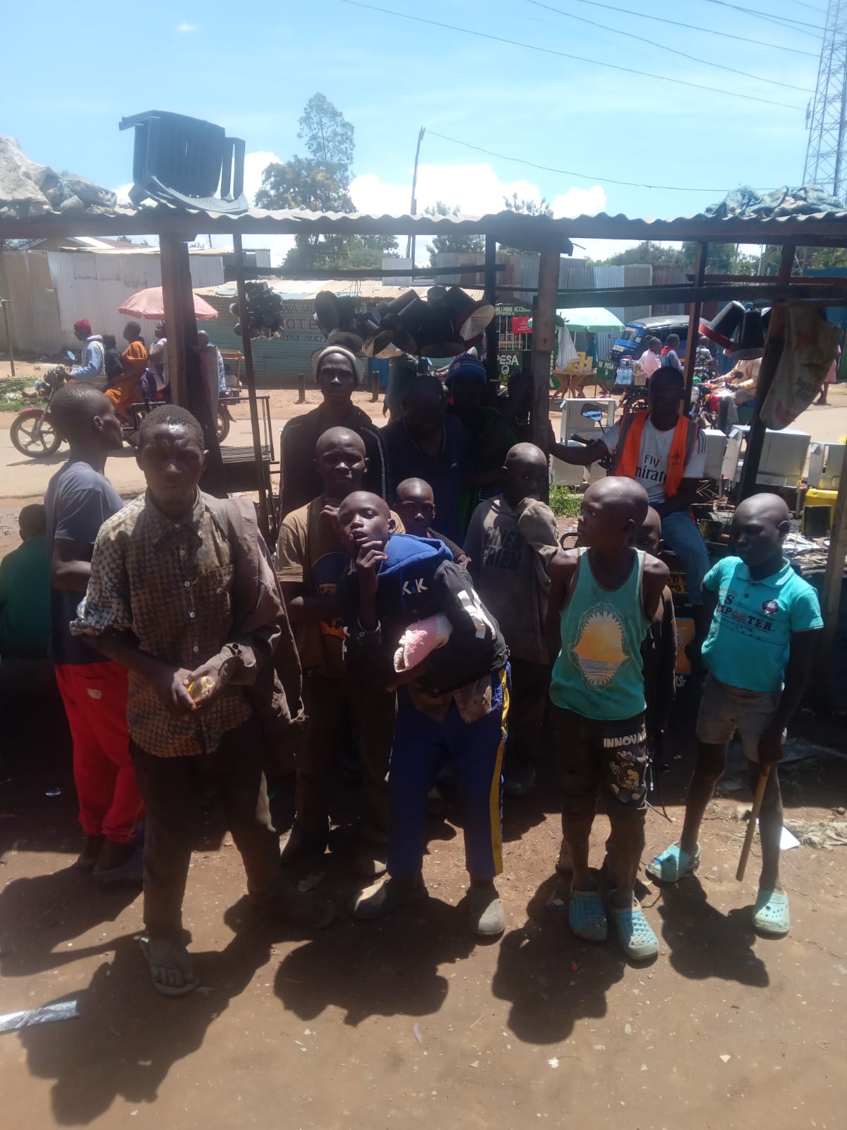 Feeding street children