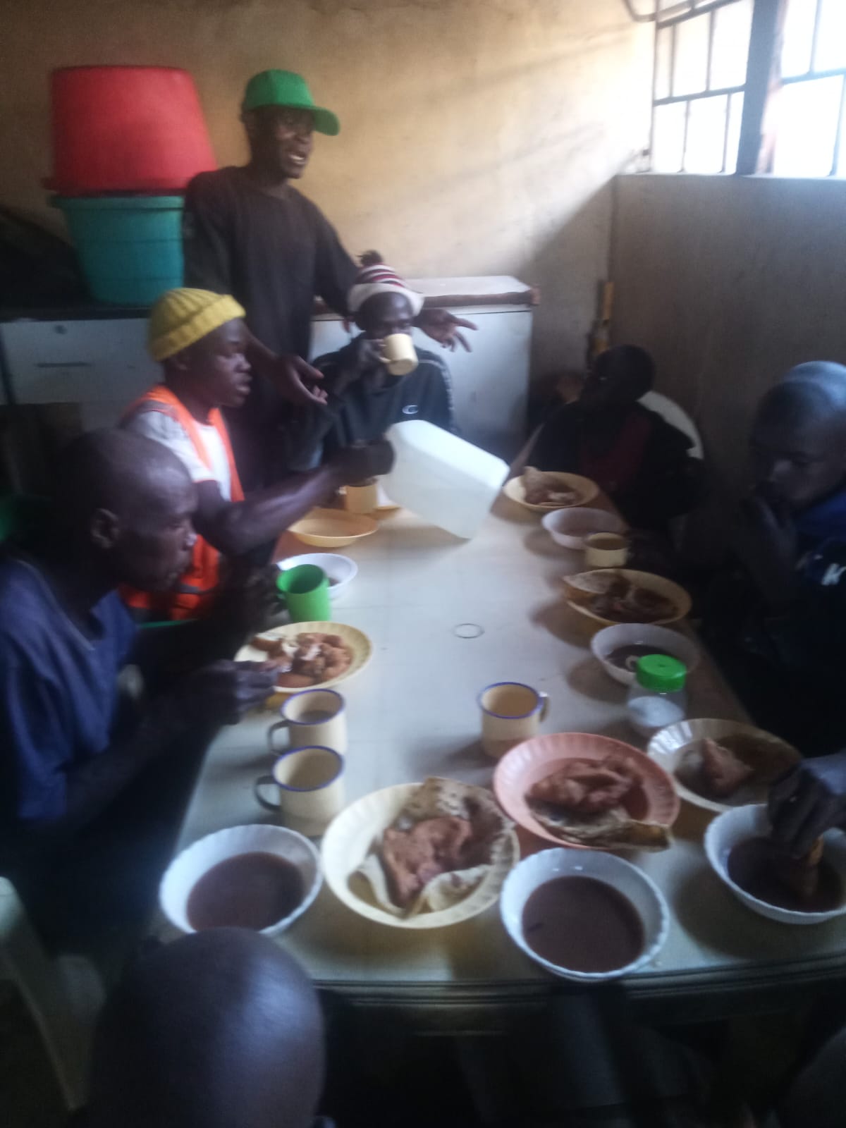 Feeding street children